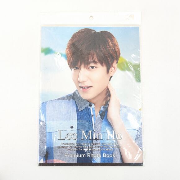 Lee Min Ho Photo Poster Sticker Set 20 Posters Premium Photo Book AS IS - Picture 2 of 15